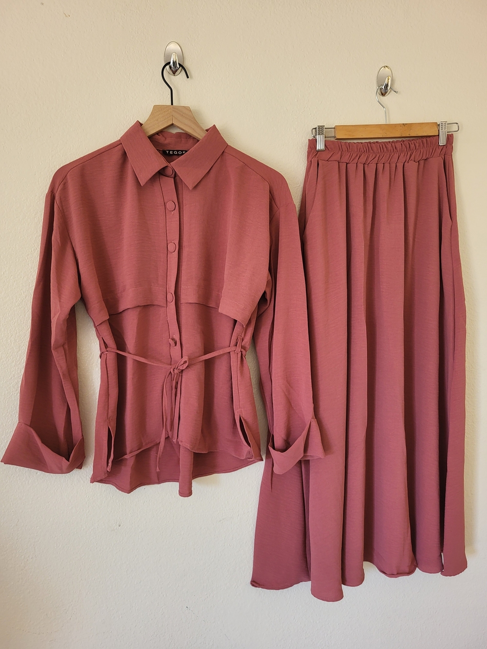 Two-Piece Modest Dusty Rose Belted Top Maxi Skirt Set L/XL Coordinated Outfit - Picture 4 of 7